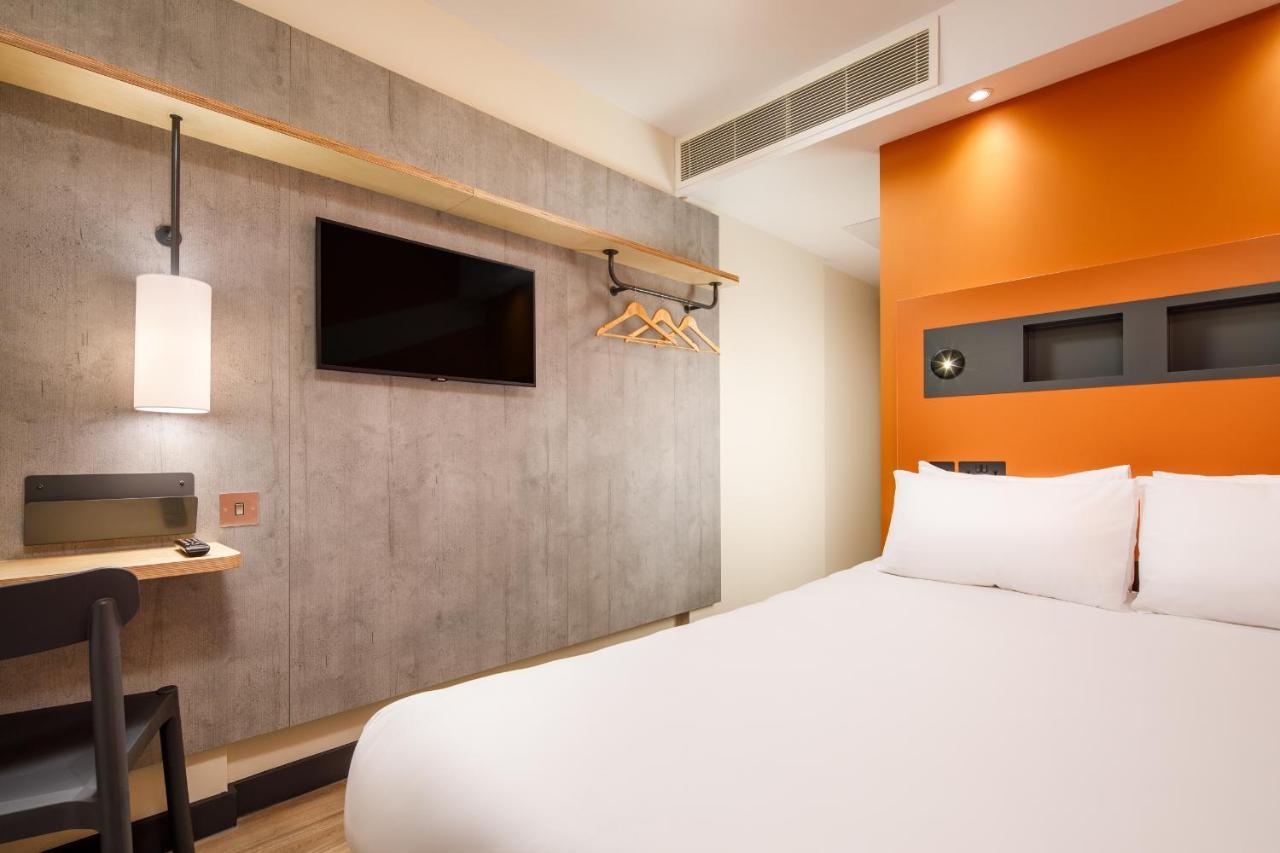 Ibis Budget Manchester Airport T2 Hale  Ngoại thất bức ảnh