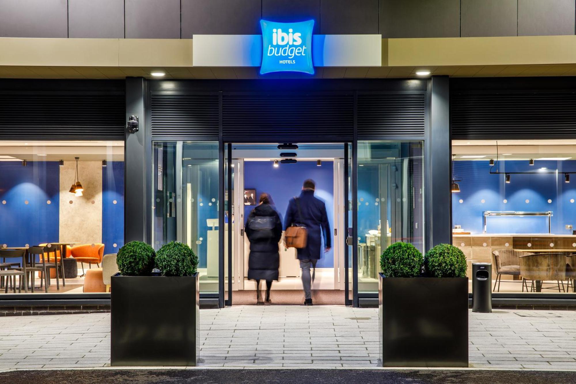 Ibis Budget Manchester Airport T2 Hale  Ngoại thất bức ảnh