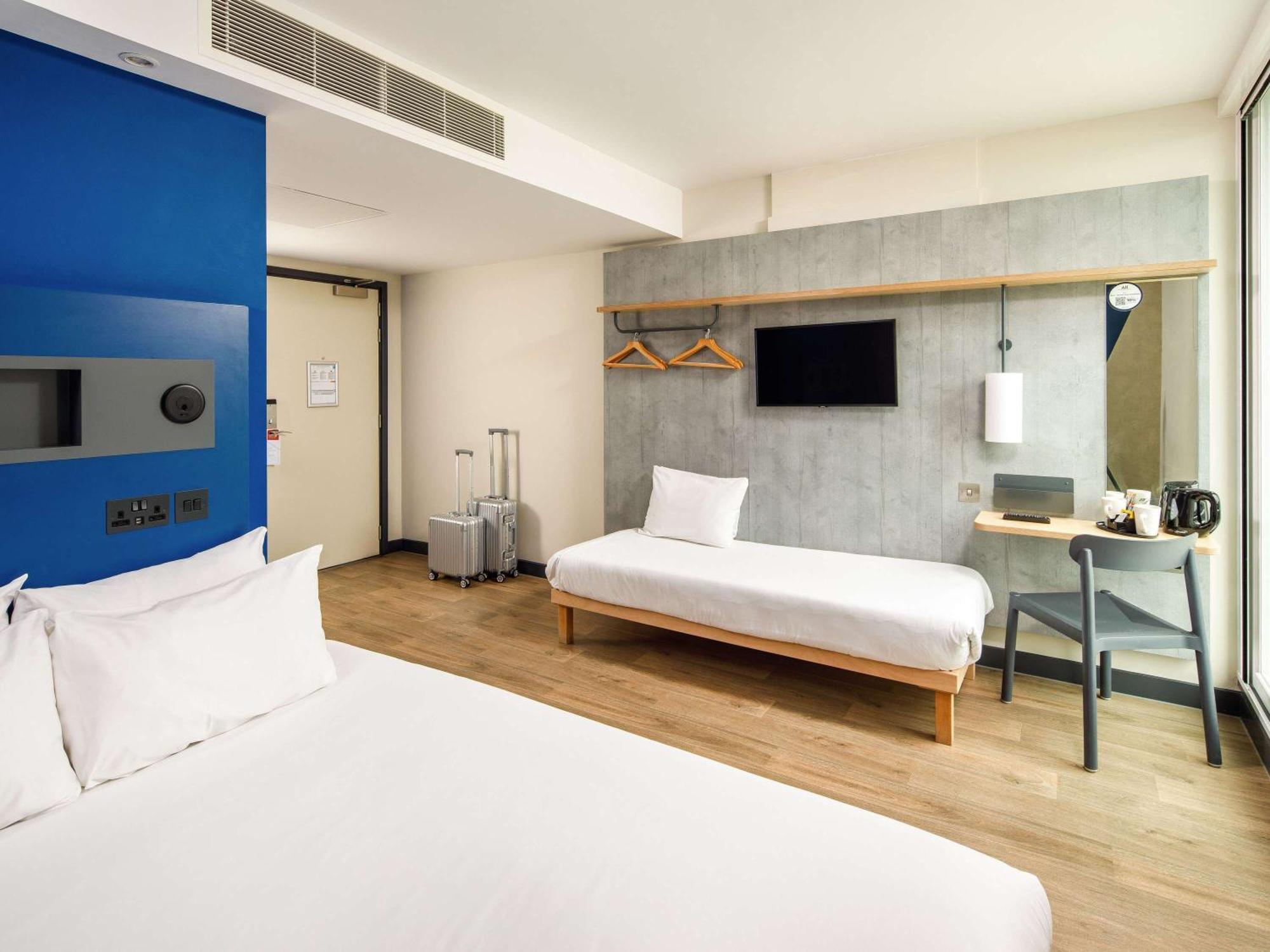 Ibis Budget Manchester Airport T2 Hale  Ngoại thất bức ảnh