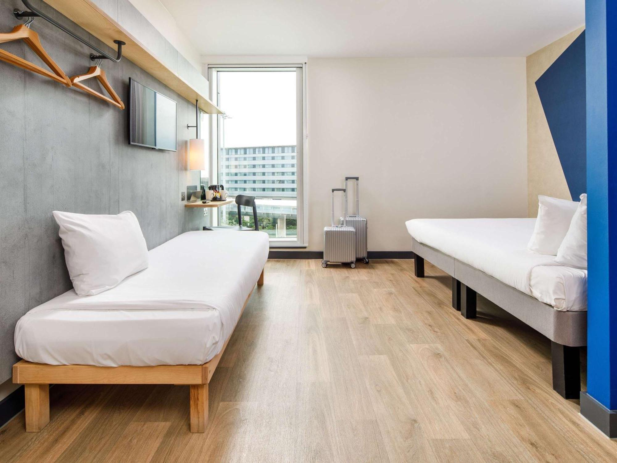 Ibis Budget Manchester Airport T2 Hale  Ngoại thất bức ảnh