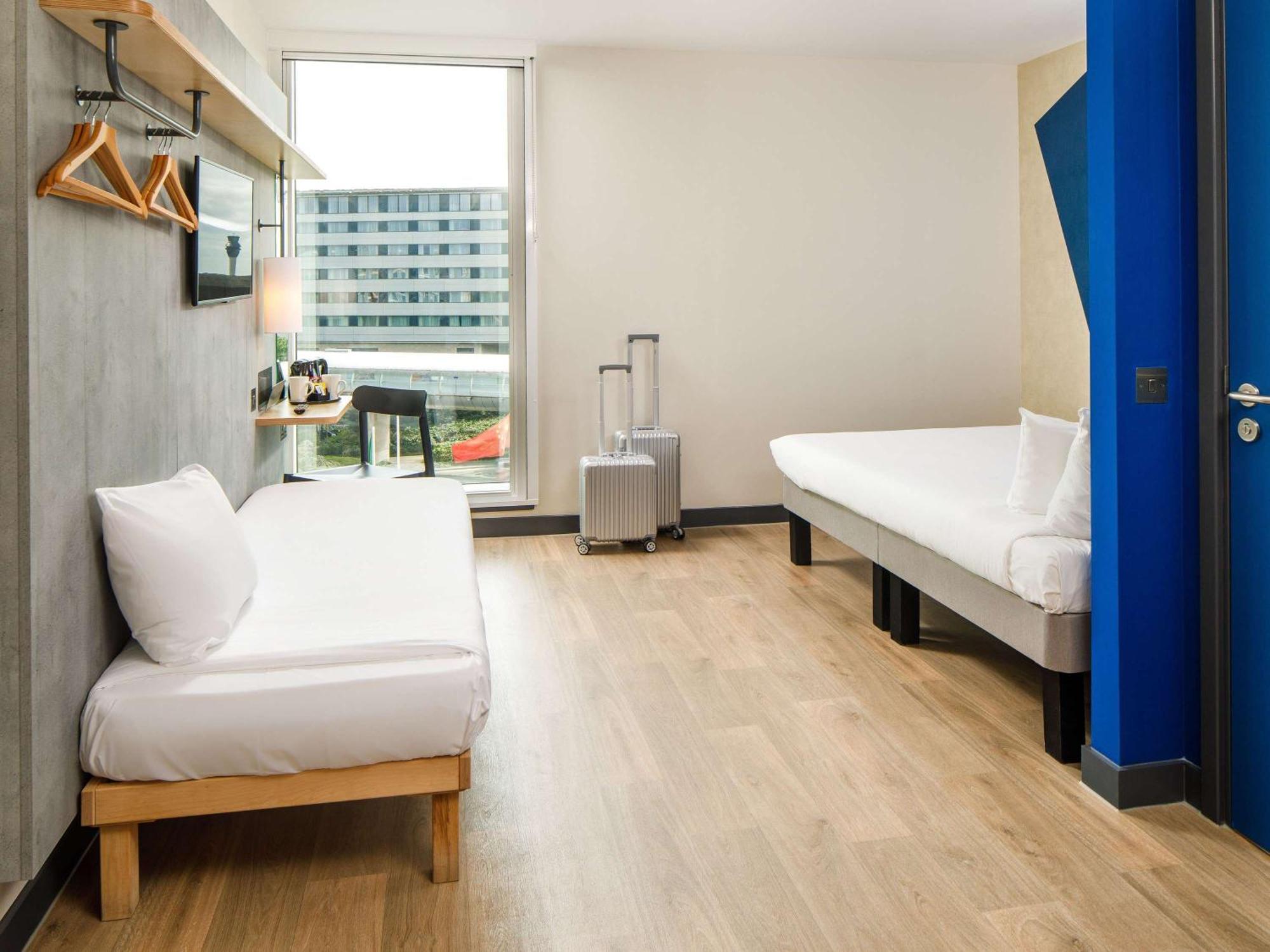 Ibis Budget Manchester Airport T2 Hale  Ngoại thất bức ảnh