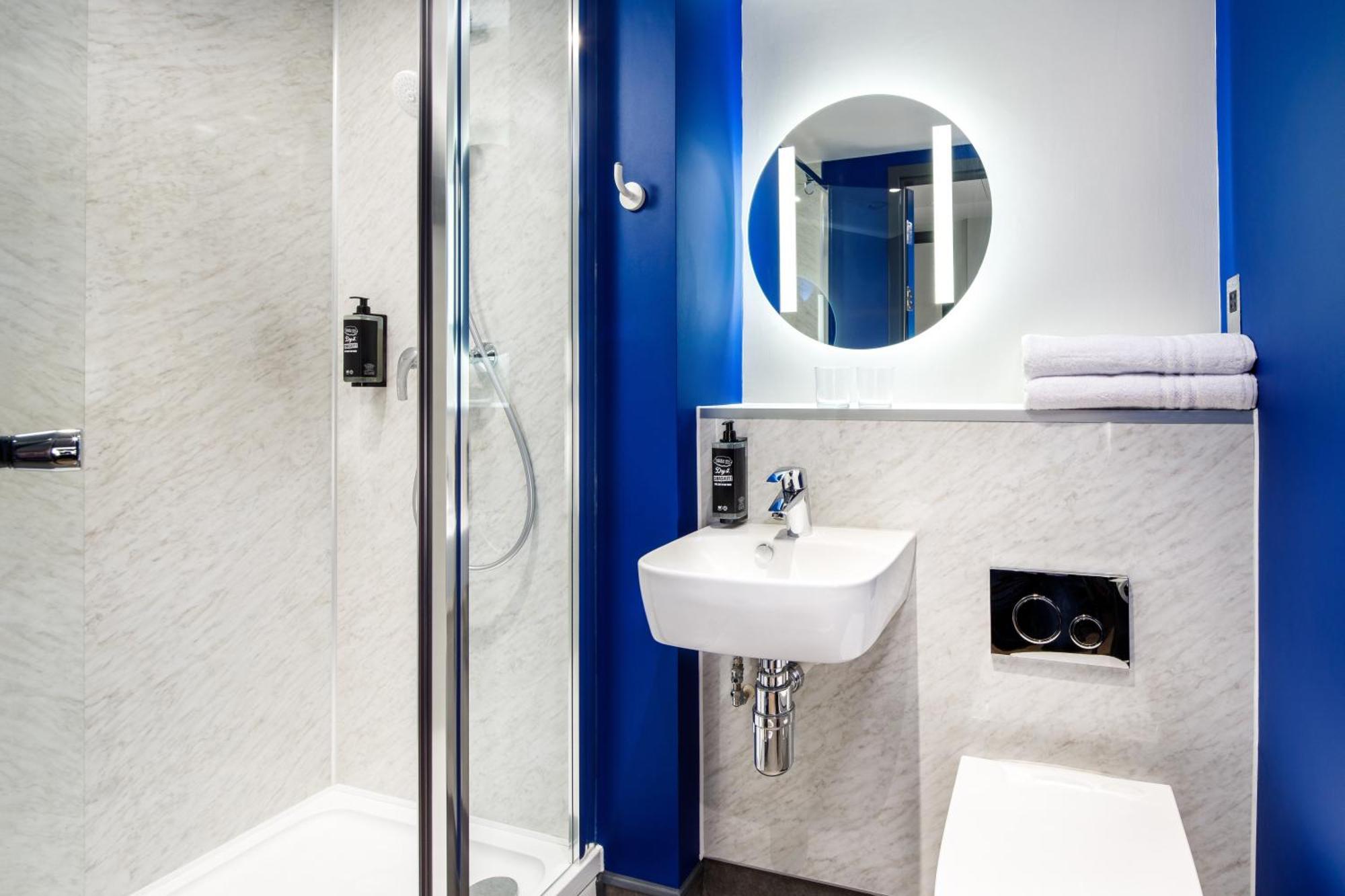 Ibis Budget Manchester Airport T2 Hale  Ngoại thất bức ảnh